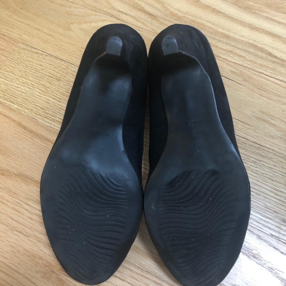 Black Suede Pumps - image 3